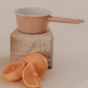 Dishy Enamel Milk Pan Clay Pink