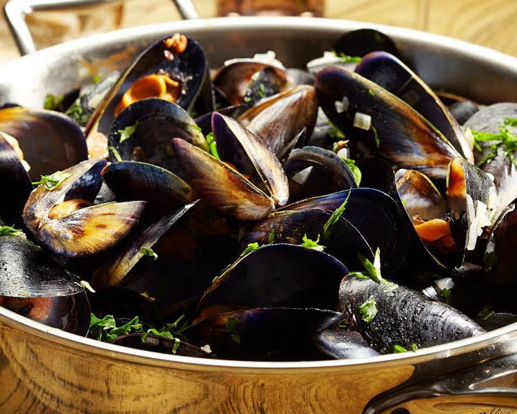 Moana Pacific Coconut Milk Steamed Mussels