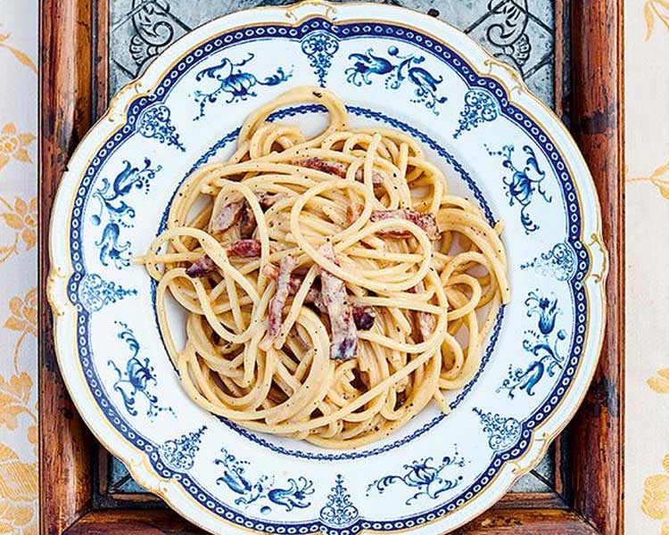 Jamie Oliver's Classic Carbonara With Crunchy Porchini Mushrooms