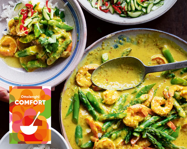 Ottolenghi's fresh turmeric and peppercorn curry with prawns and asparagus